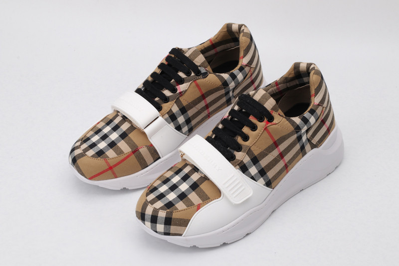 Bv*b*rry sneaker