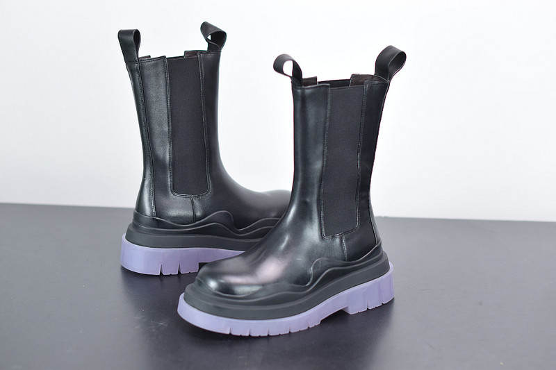 b0tte*a Ven*ta sneaker