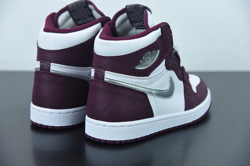 AIR JORDAN 1 RETRO HIGH OG “BORDEAUX” 555088-611