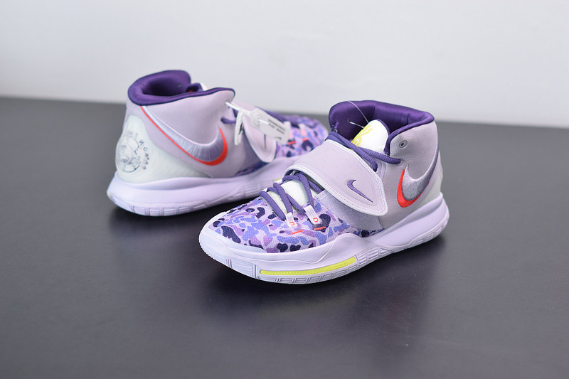 NIKE KYRIE 