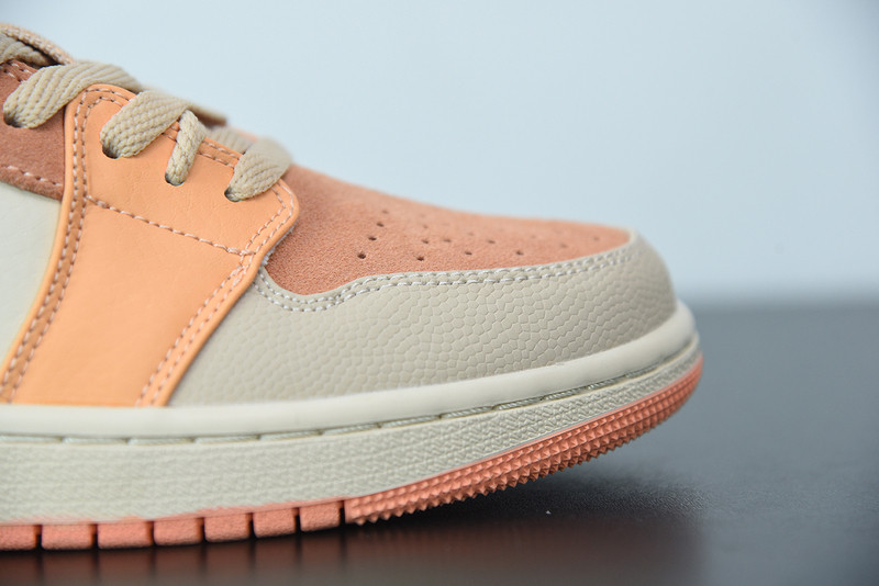 AIR JORDAN 1 LOW