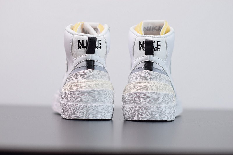 SACAI X NIKE SB BLAZER MID