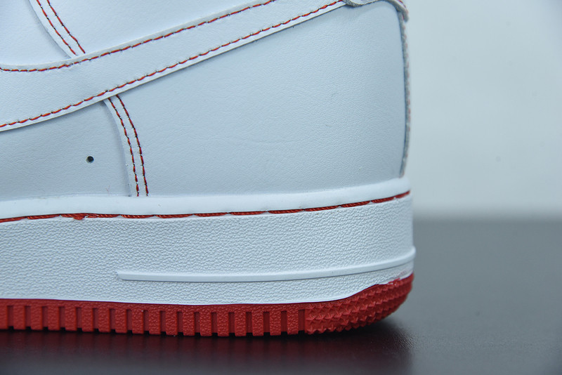NIKE AIR FORCE 1 HIGH 