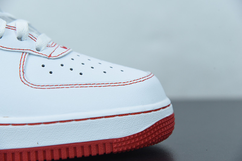 NIKE AIR FORCE 1 HIGH 