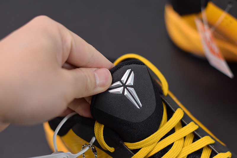 NIKE KOBE 5 BRUCE LEE 386429-701