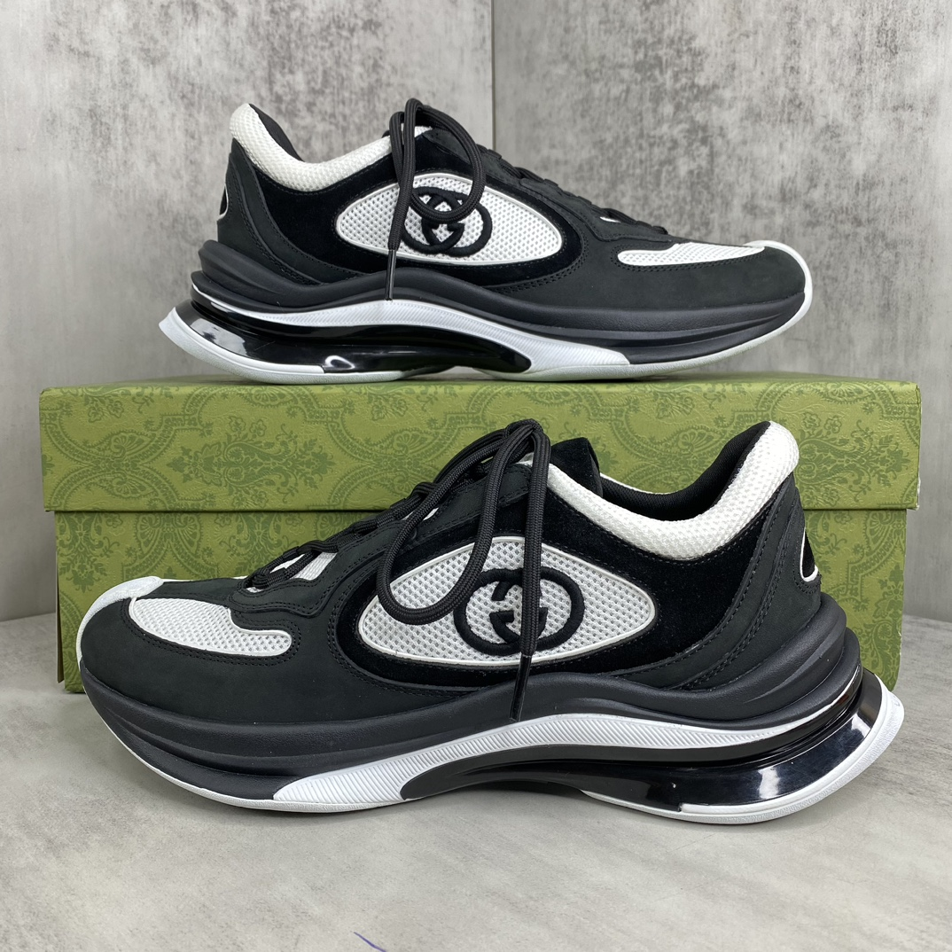 G*u*i sneaker