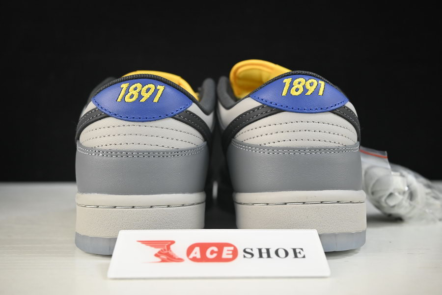 N0r*h carolina a&t x nike sb dunk low"ayantee" dr6187-001