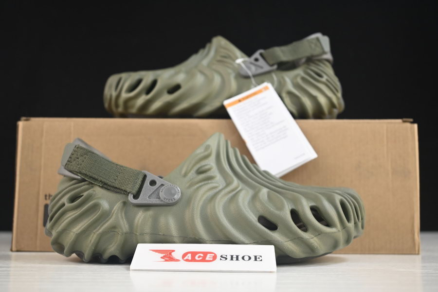 Cr0c5 pollex clog by salehe bembury cucumber 207393-309