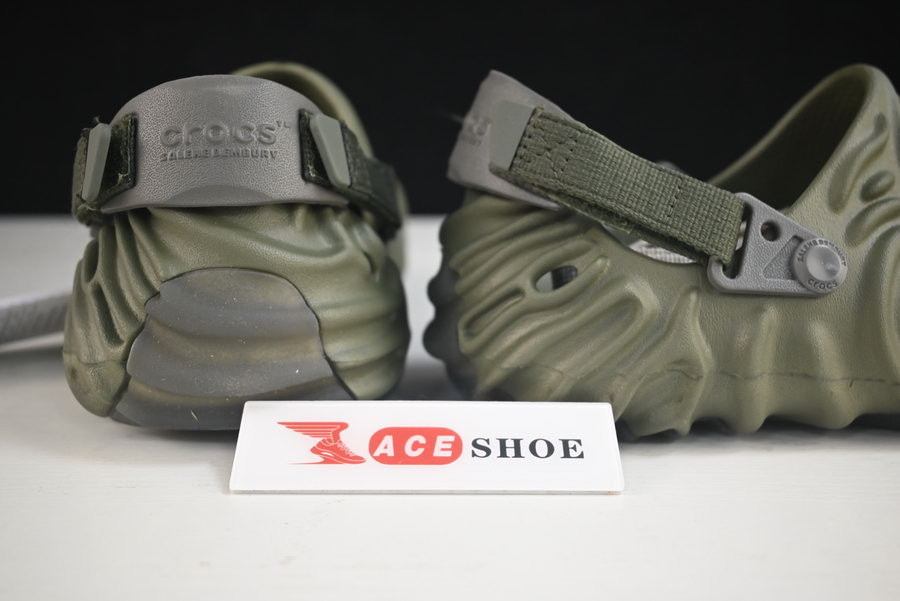Cr0c5 pollex clog by salehe bembury cucumber 207393-309