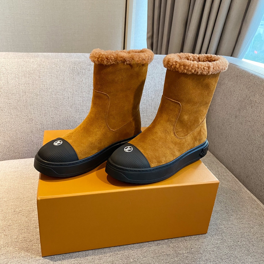 LVT BOOTS
