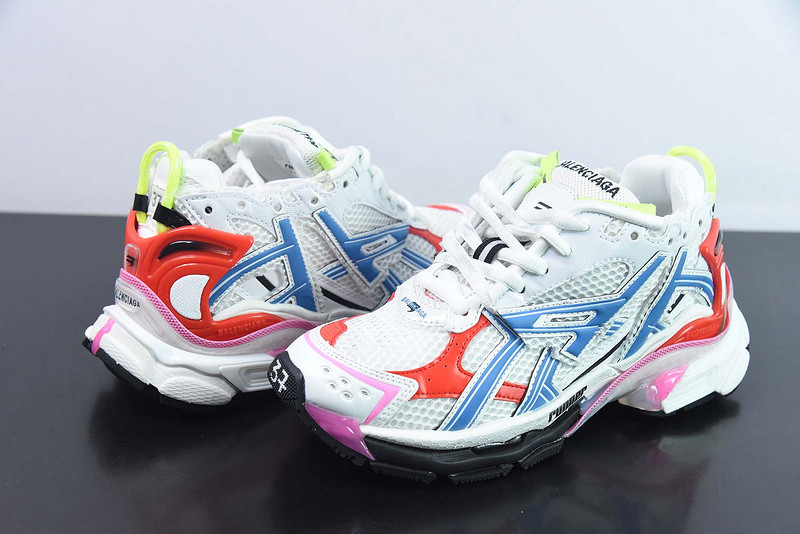 Ba*len*cia*ga runner sneaker