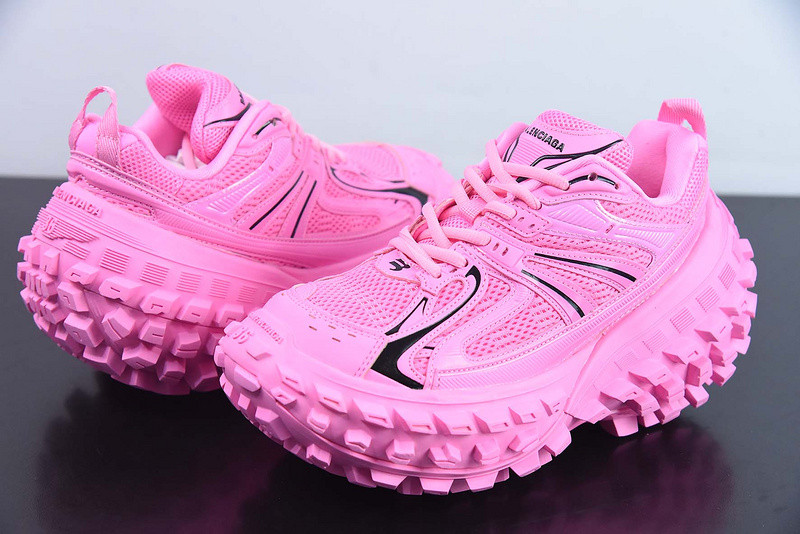 BC DEFENDER RUBBER PLATFORM SNEAKERS