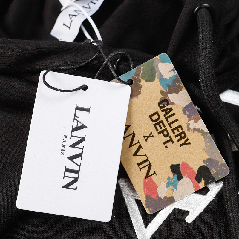 Lanu1n clothes