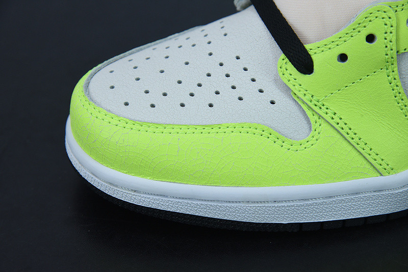 AIR JORDAN 1 HIGH OG “VISIONAIRE” 555088-702