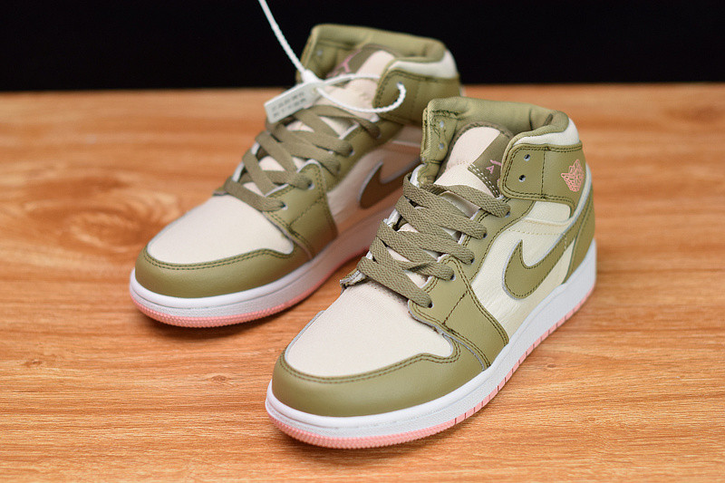 AIR JORDAN 1 MID TROOPER BLEACHED CORAL (GS) 555112-225