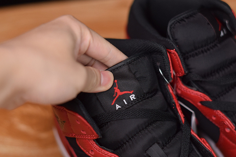AIR JORDAN 1 MID "REVERSE BRED" 554724-054