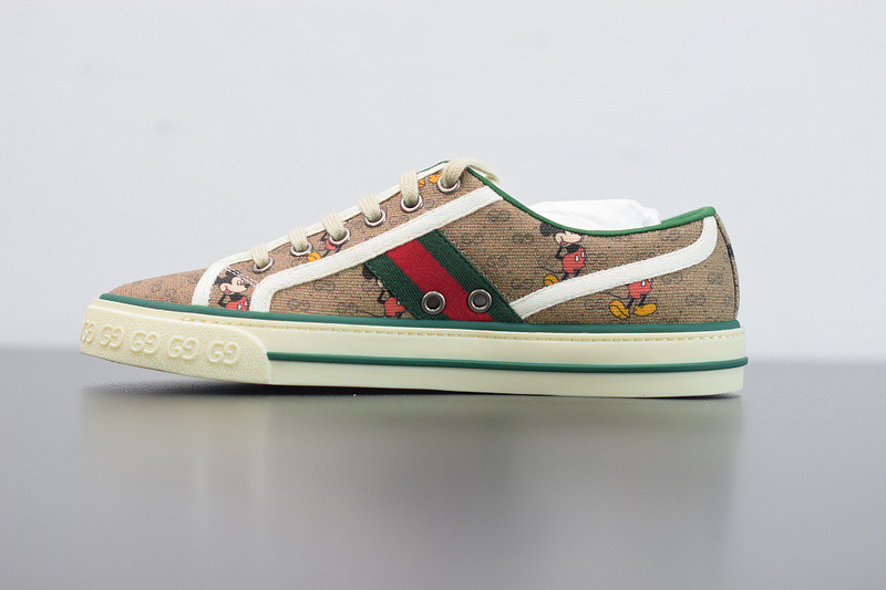 G*u*i ace embroidered low-top sneaker
