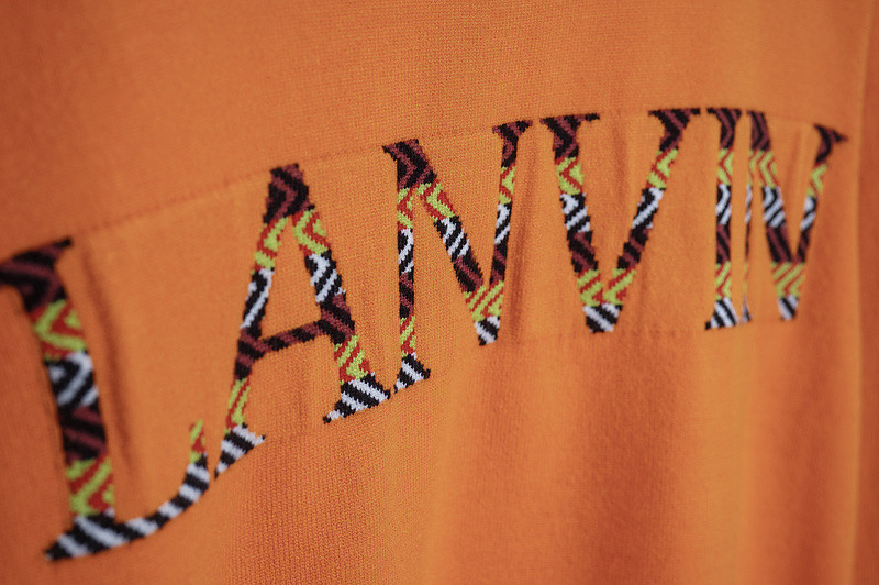 Lanu1n clothes