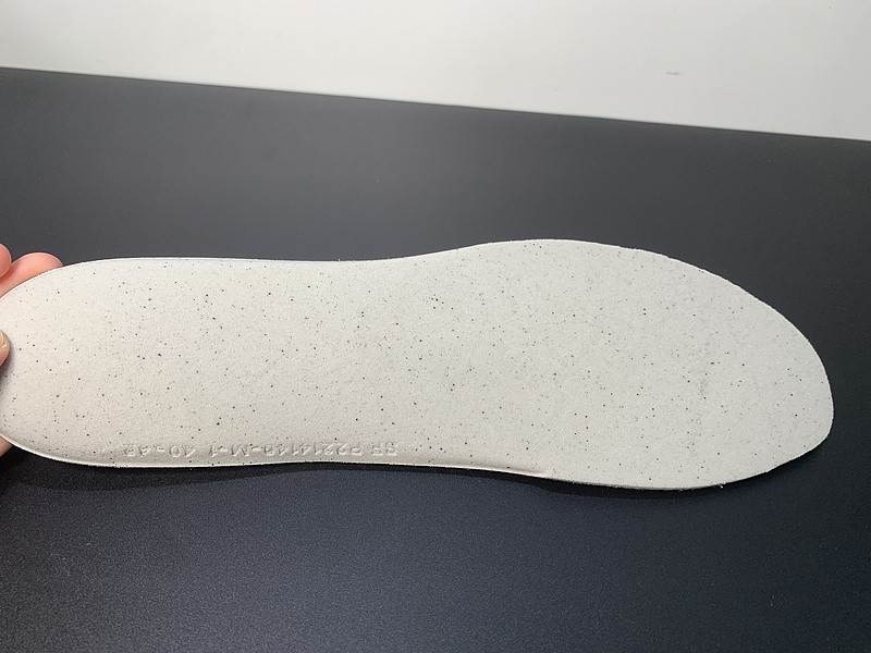Ba*len*cia*ga runner sneaker