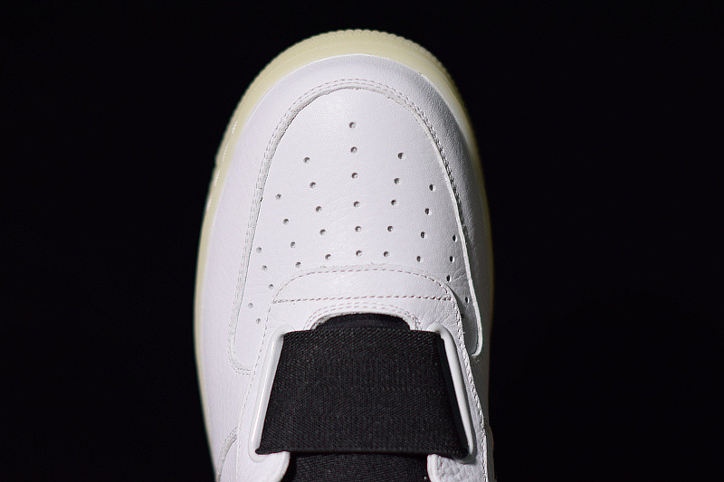 NIKE AIR FORCE 1 UTILITY QS AV6247-100