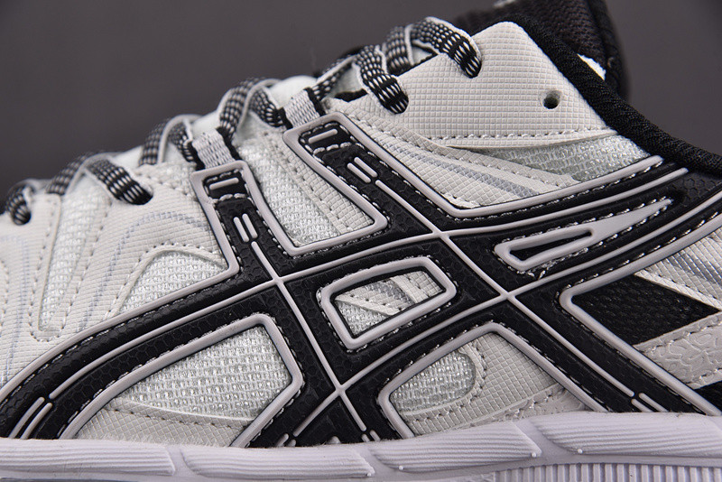 As1cs gel‑kahana 8 white/black 1011b133‑100