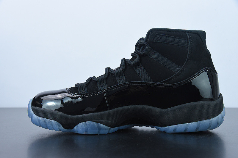 AIR JORDAN 11 RETRO