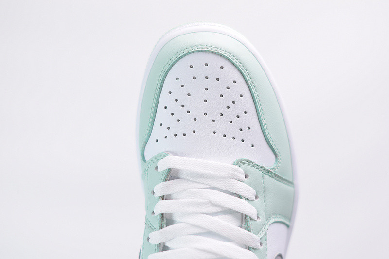 AIR JORDAN 1 LOW OG COLORWAYS CZ0790-100
