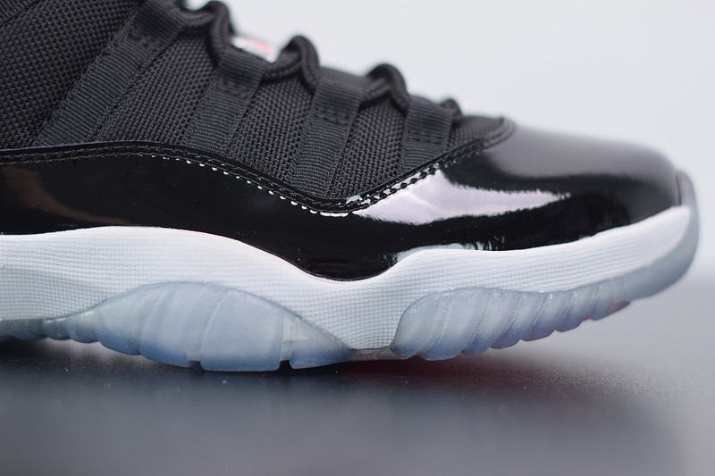 AIR JORDAN 11 RETRO LOW  