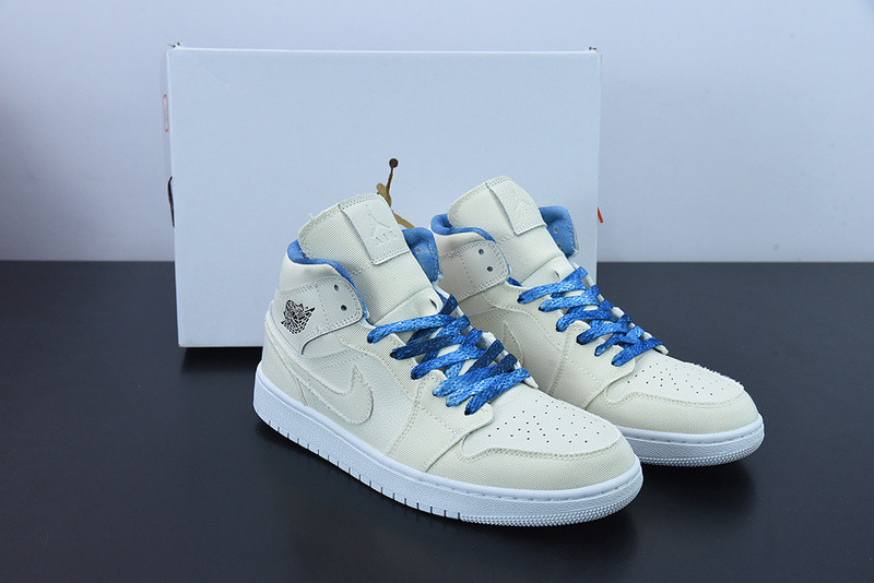 AIR JORDAN 1 WMNS MID SE 