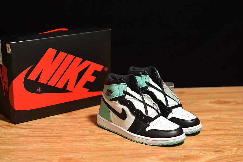 AIR JORDAN 1 RETRO HIGH OG NRG "IGLOO" 8614285-100