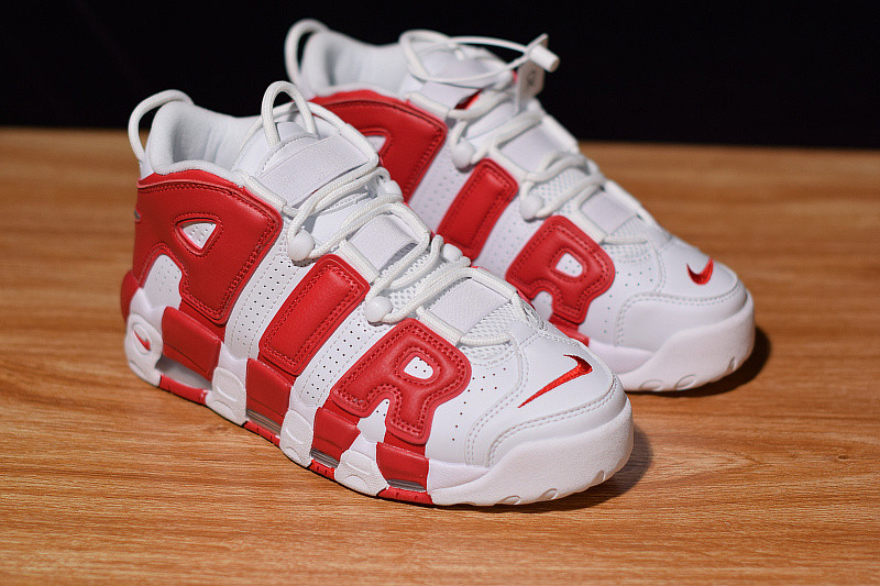 NIKE AIR MORE UPTEMPO 