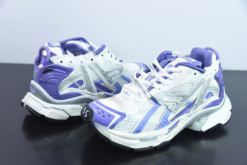 Ba*len*cia*ga runner sneaker