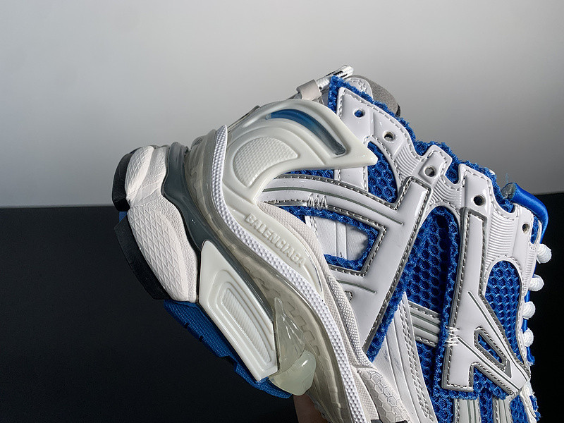 Ba*len*cia*ga runner sneaker