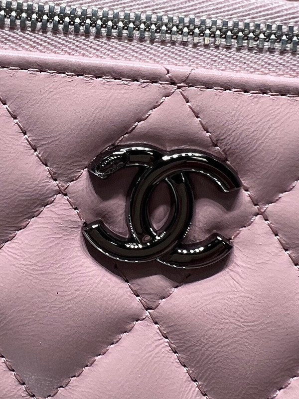 Ch*el purse