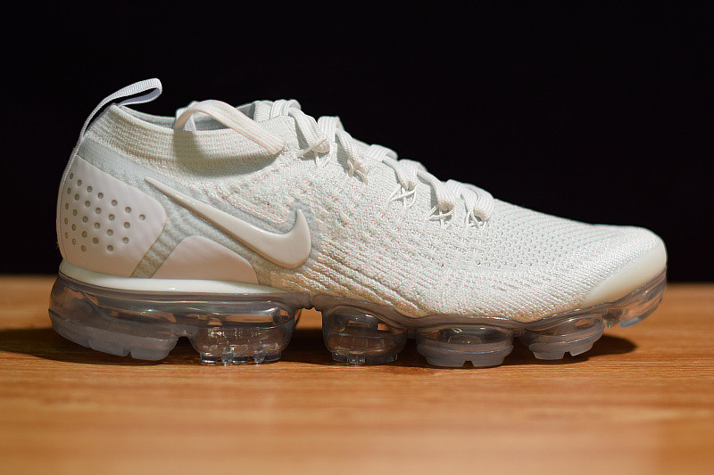 NIKE AIR VAPORMAX FLYKNIT 2