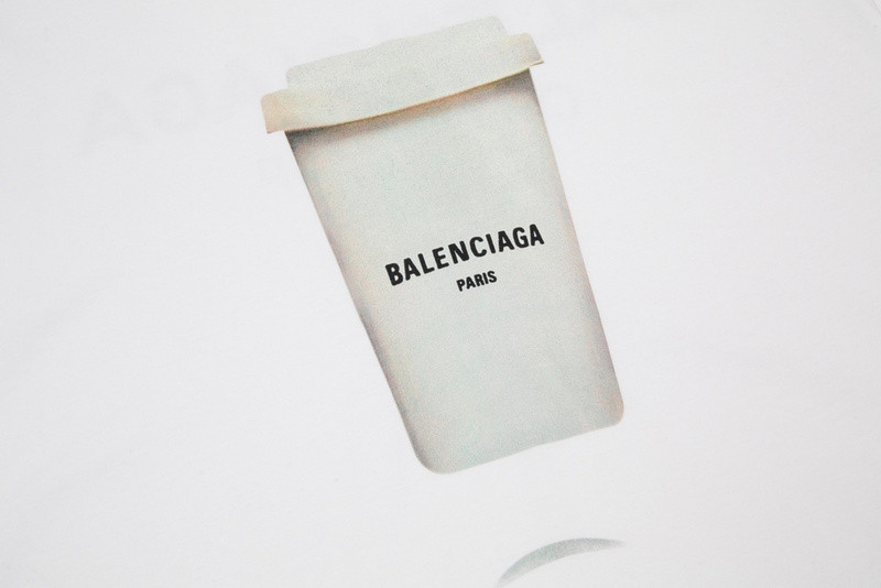 Ba1en*iaga clothes