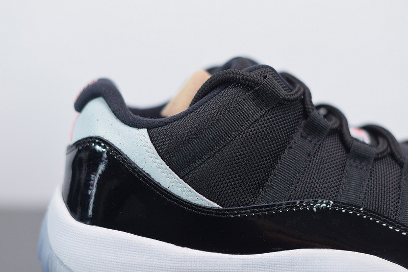 AIR JORDAN 11 RETRO LOW  
