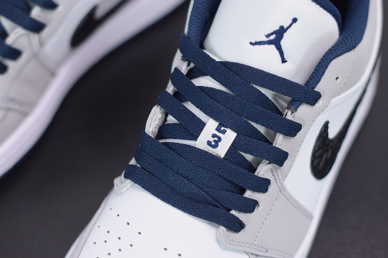 AIR JORDAN 1 LOW