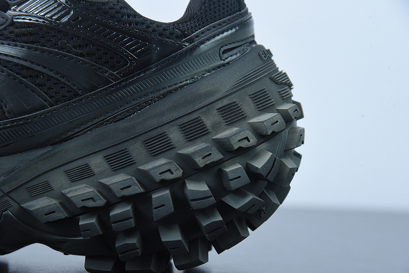 BC DEFENDER RUBBER PLATFORM SNEAKERS
