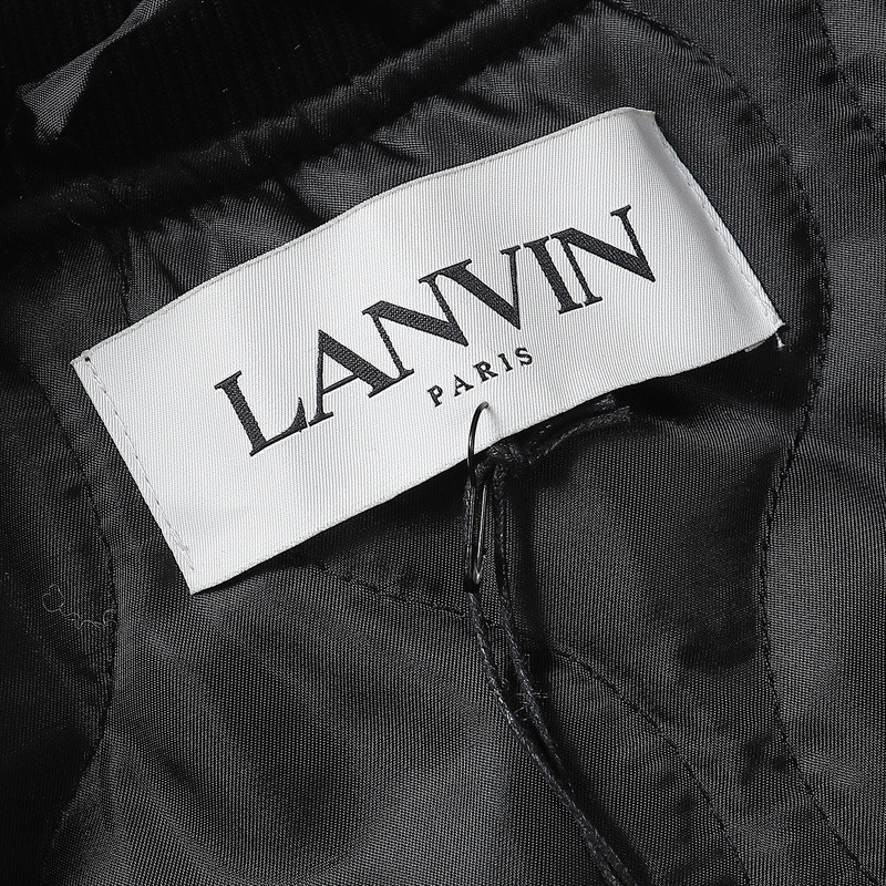 Lanu1n clothes