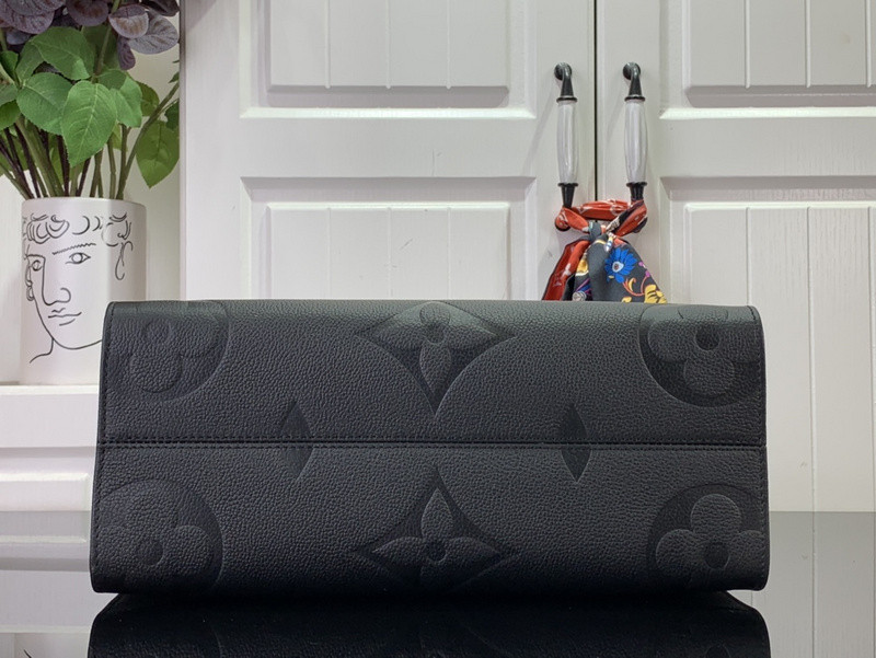LVT PURSE