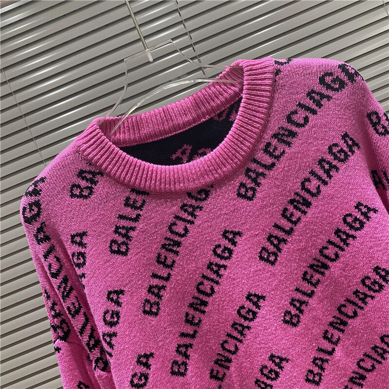 Ba1en*iaga clothes
