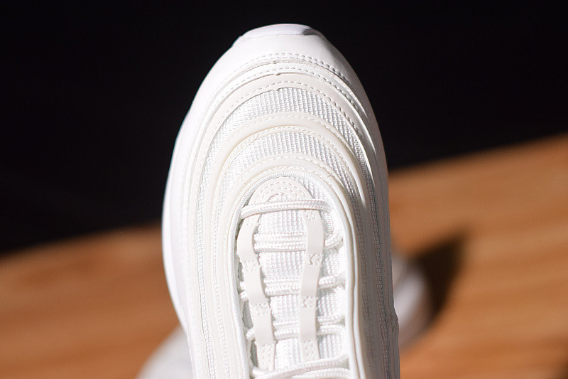 NIKE AIR MAX 97 "TRIPLE WHITE" 921826-101