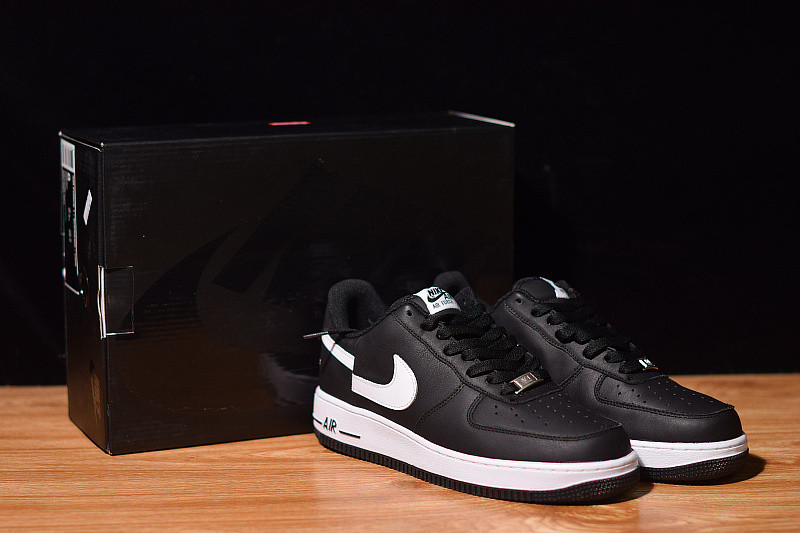nike force 1/Svp*me /cdg "commes des garcons" ar7623-001