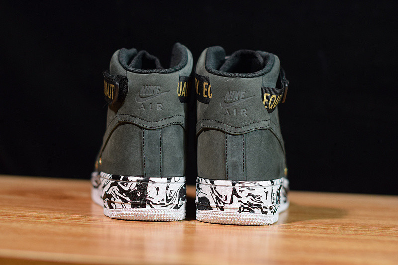 NIKE AIR FORCE 1 HI BHM QS "BLACK HISTORY MONTH" 920787-001