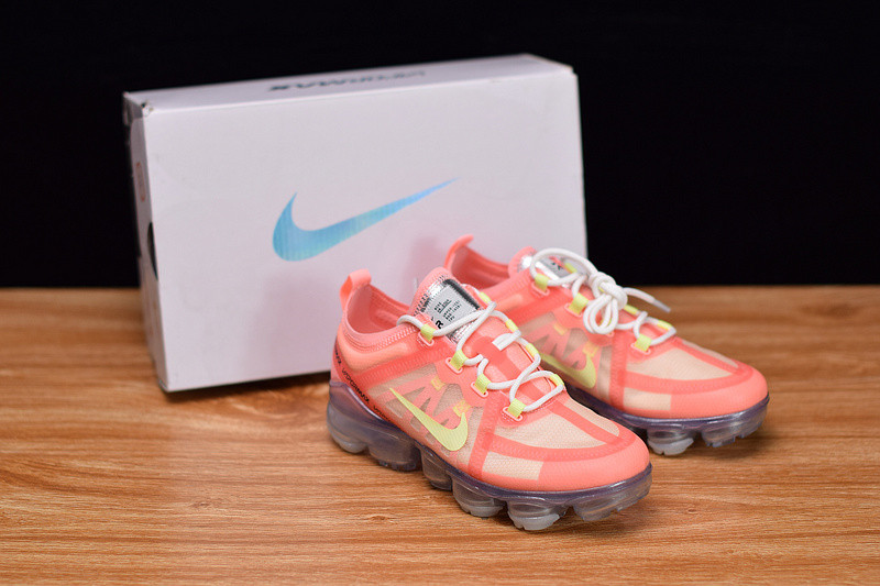 AIR VAPORMAX 2019 ARRIVES IN “PINK TINT” AR6632-602