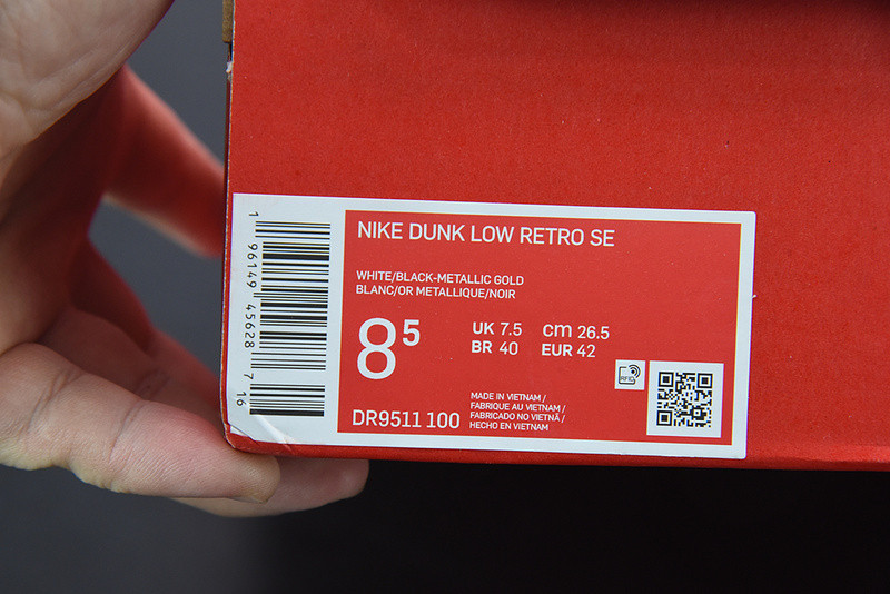 NIKE DUNK LOW "WORLD CHAMP" DR9511-100