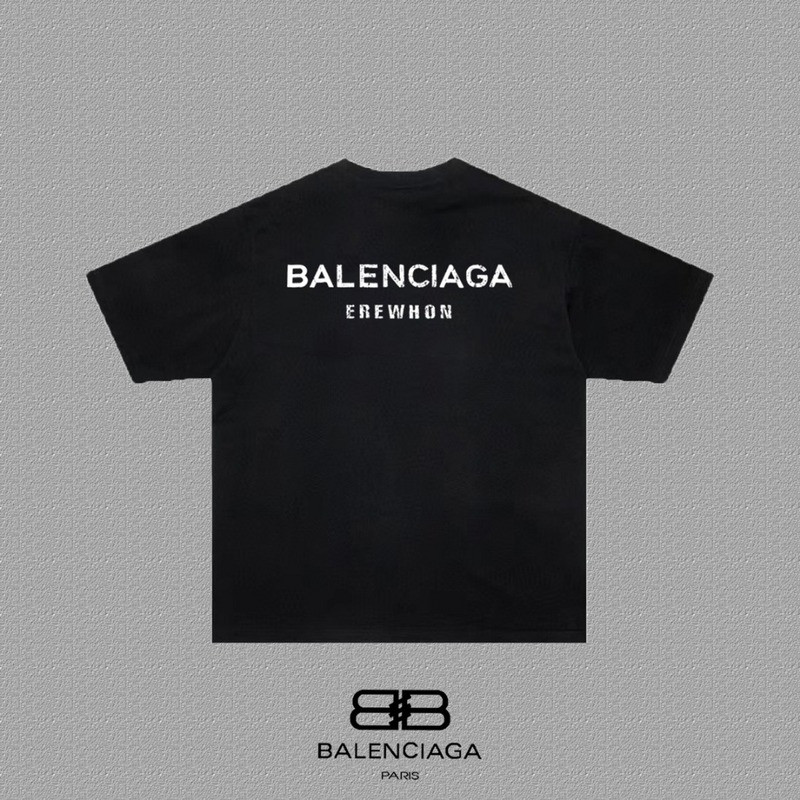 Ba1en*iaga clothes