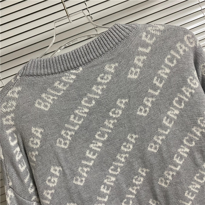Ba1en*iaga clothes
