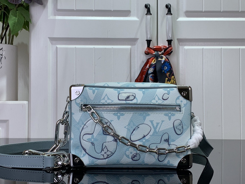 LVT PURSE